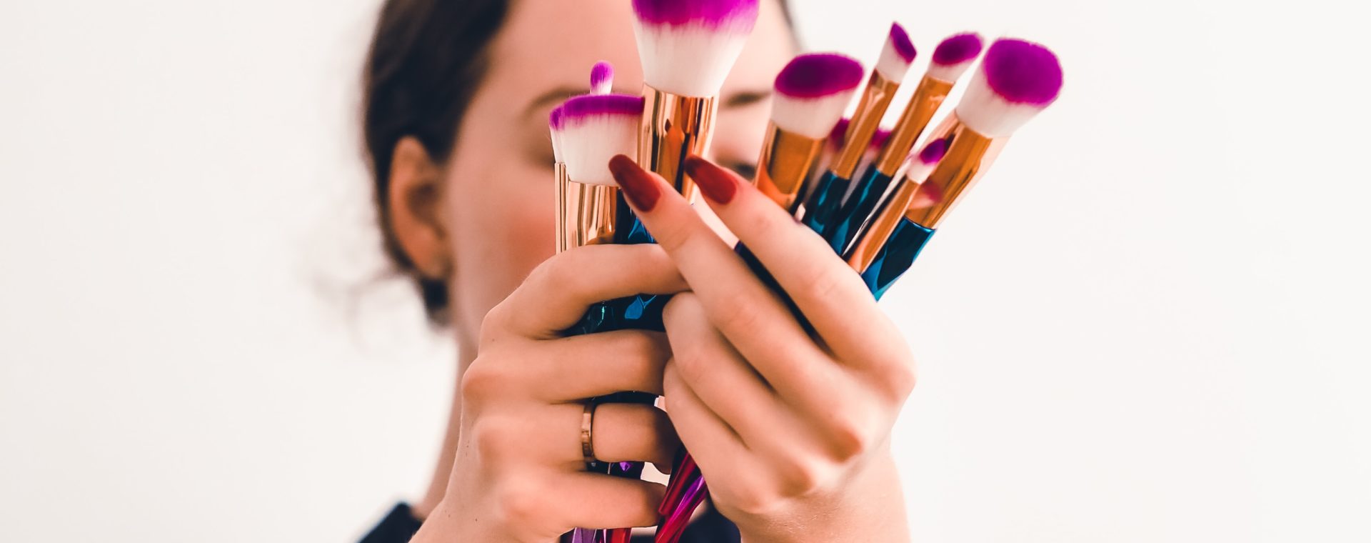 peau - maquillage - que doit-on faire après 45 ans